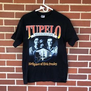 Vintage 2002 Tupelo Mississippi “Birthplace of Elvis” t- shirt
